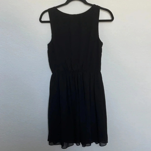BCX Dress in Black - Picture 4 of 5